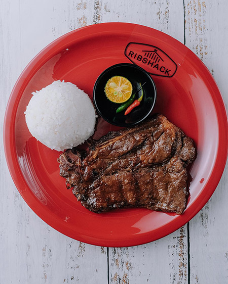Basta Food, Panda! Your Guide To Feast And Fun This Masskara Festival