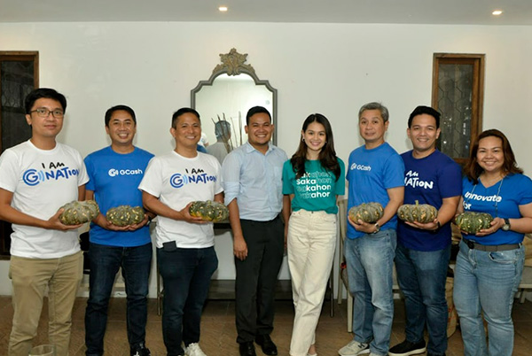 GCash, Sakahon Kick Off First-Of-Its-Kind Financial Literacy Roadshow For Local Farmers