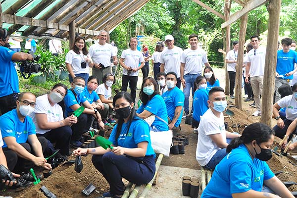 ABS-CBN Foundation, GCash Team Up For La Mesa Watershed Reforestation Efforts