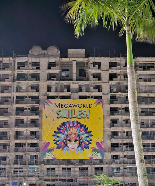 Megaworld Unviels Bacolod's Biggest Masskara Banner At The Upper East