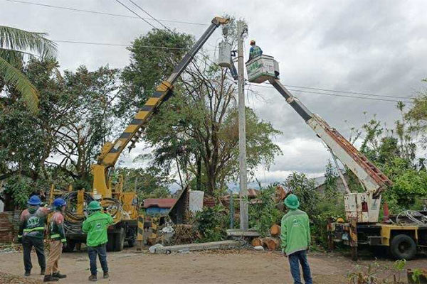 Energy Secretary Garin Commends Negros Power For Rapid Post-Typhoon Tino Restoration