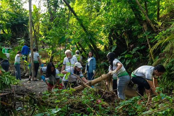 Negros Power Marks 2nd Anniversary With River Cleanup In Murcia