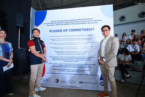 SM Supermalls And DICT Launched Digital Corners In SM Job Fairs