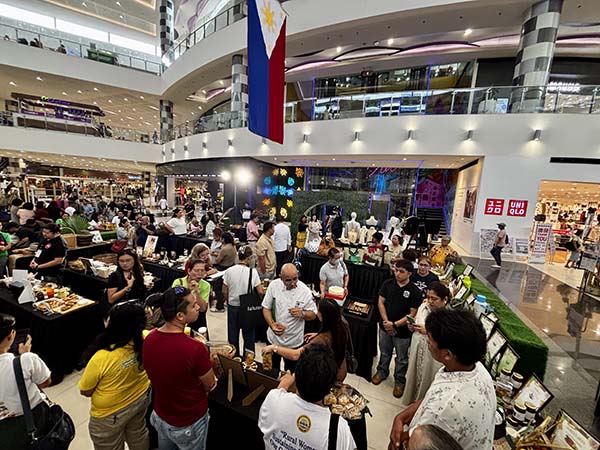 5 Reasons Shoppers Are Obsessed With The Bulawan Trade Fair At SM Bacolod