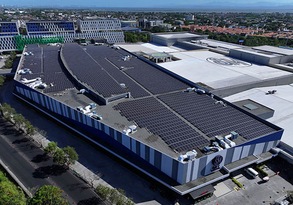 Solar Panel Project Helps Both Customers And Communities Nationwide