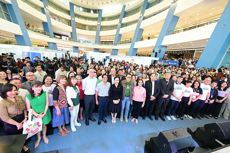Trabaho O Negosyo Launches At SM MOA