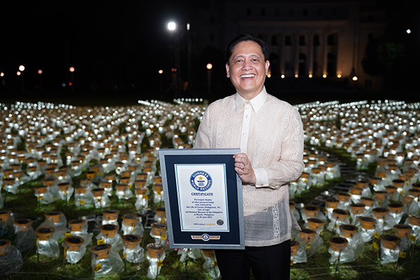 Sun Life Philippines, Liter Of Light, And National Museum Of The Philippines Achieve Guinness World Records Title For Largest Display Of Solar Powered Lamps