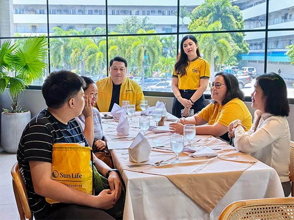 Sun Life Awards P100K Travel Voucher To Negros Occidental Winner Julie Ann Jalea
