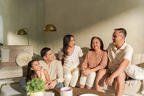 Five Ways To Make Your Holidays And Finances Merry And Bright