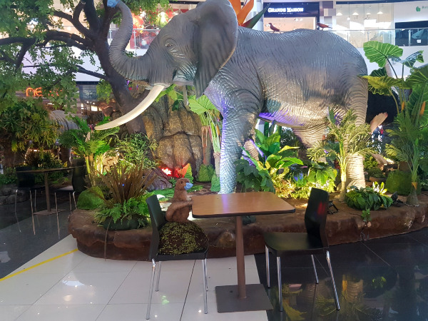 Safari Cafe At SM City Bacolod Adds Fun To Safe Dining