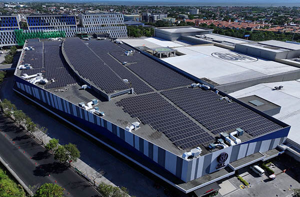 Solar Panel Project Helps Both Customers And Communities Nationwide